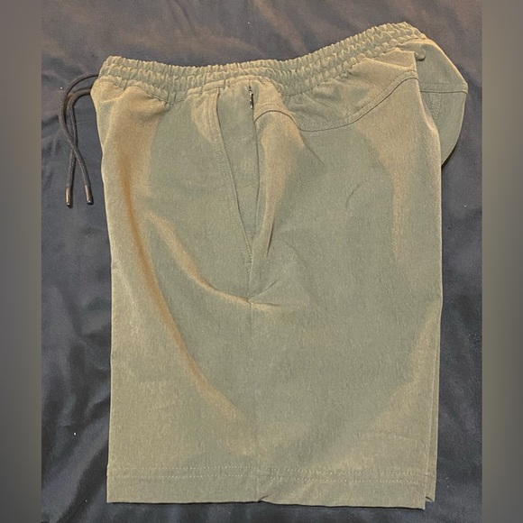 Men’s Small Army Green Stretchtech Shorts Super Nice Great Material - Picture 9 of 17